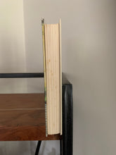 Man With Three Fingers