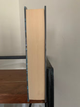 The Book of Dust - Volume One: La Belle Sauvage