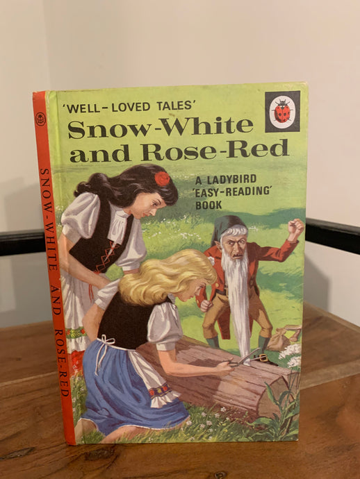 Snow-White and Rose-Red - Ladybird 'Well-Loved Tales.' Series 606D