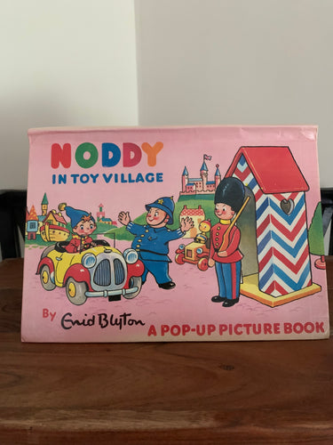 Noddy in Toy Village - A Pop-up Picture Book