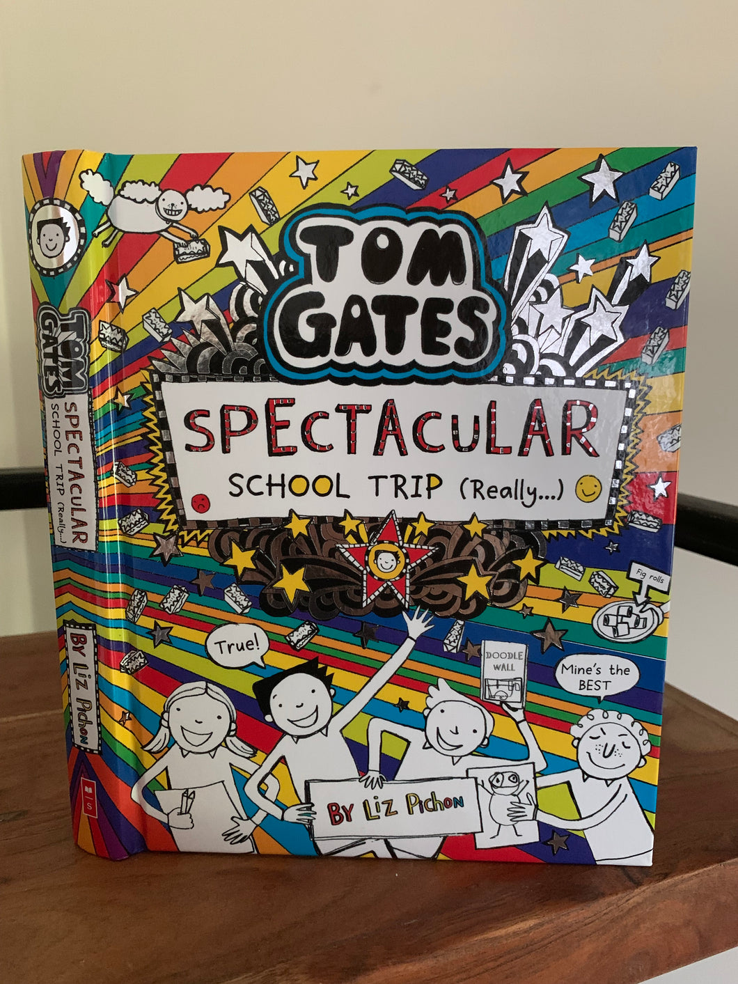 Tom Gates - Spectacular School Trip (Really....)