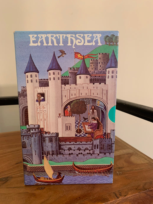 Earthsea - A Wizard of Earthsea, The Tombs of Atuan & The Farthest Shore. Three book boxed set