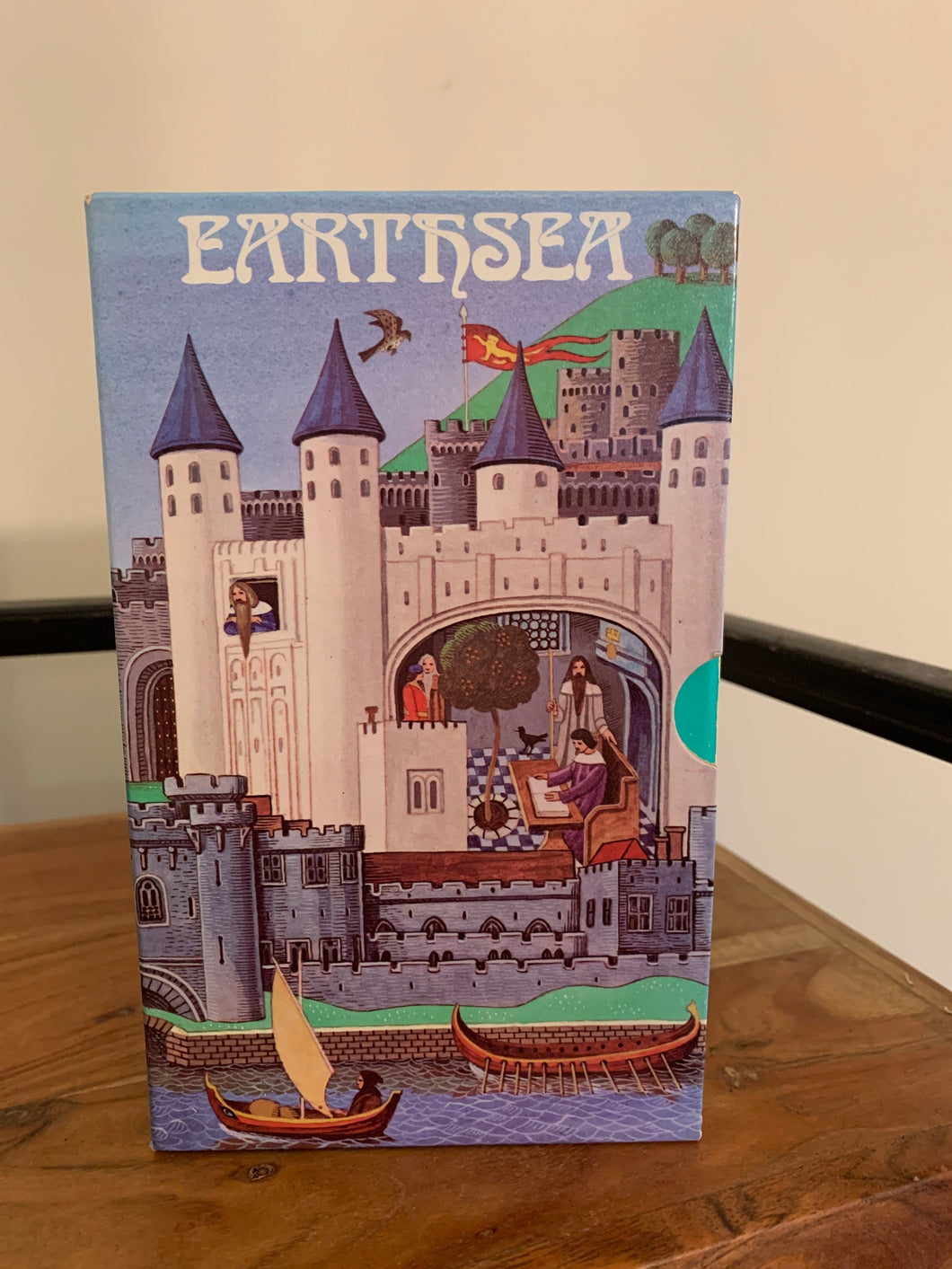Earthsea - A Wizard of Earthsea, The Tombs of Atuan & The Farthest Shore. Three book boxed set