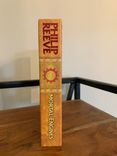 Mortal Engines signed and numbered limited edition 895/3000 in slip case