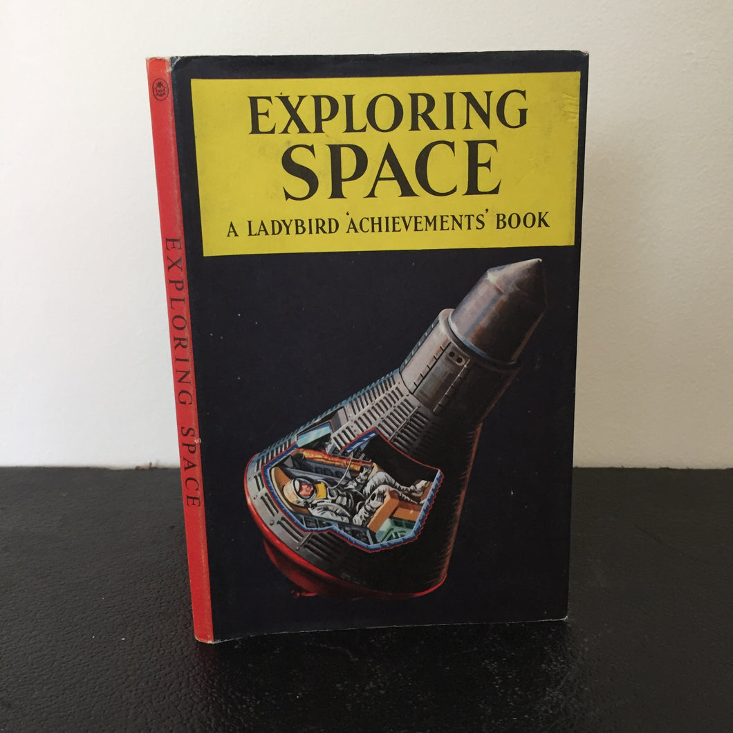 Exploring Space - A Ladybird Achievements Book