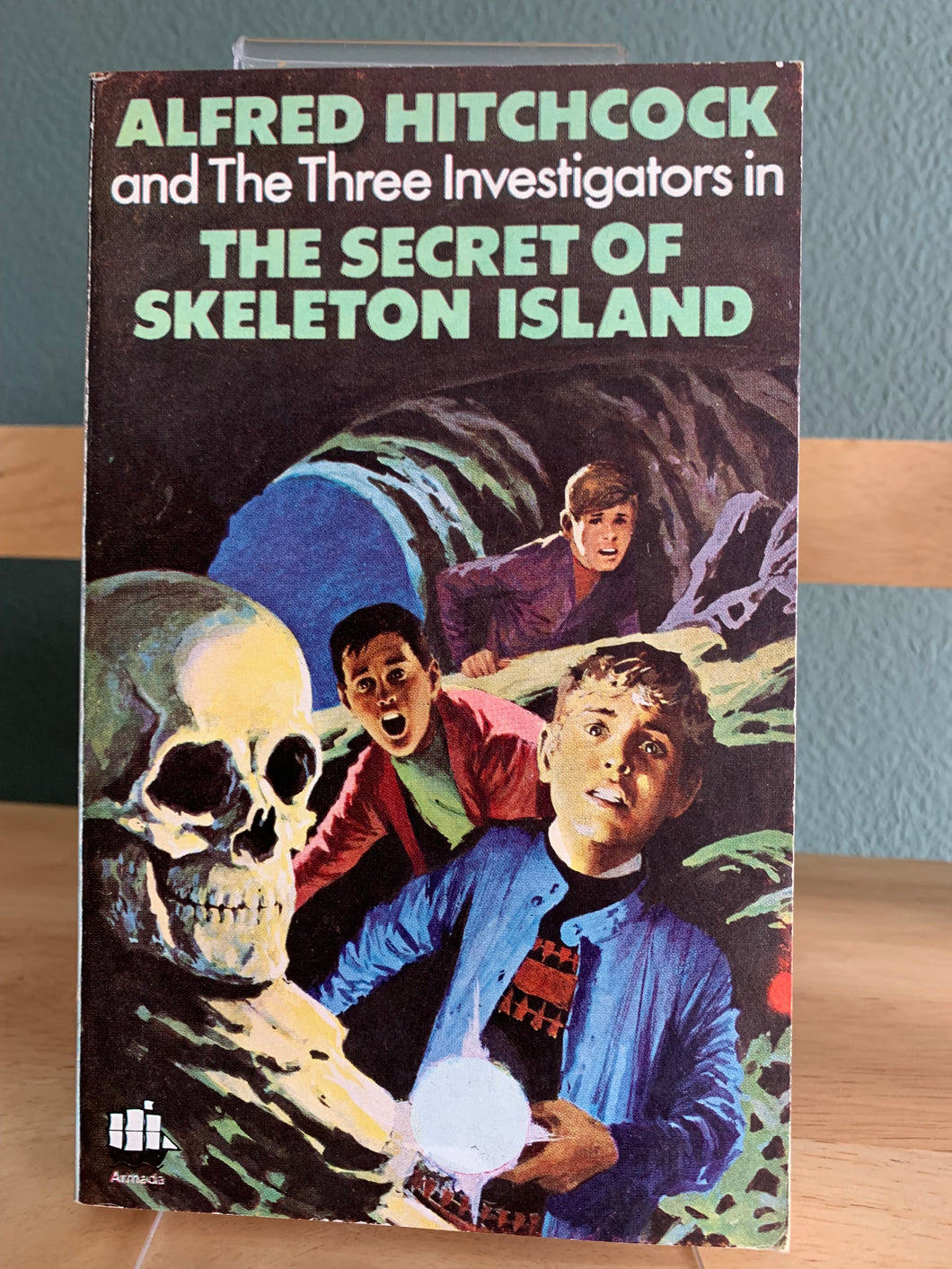 Alfred Hitchcock and The Three Investigators in the Secret of Skeleton Island